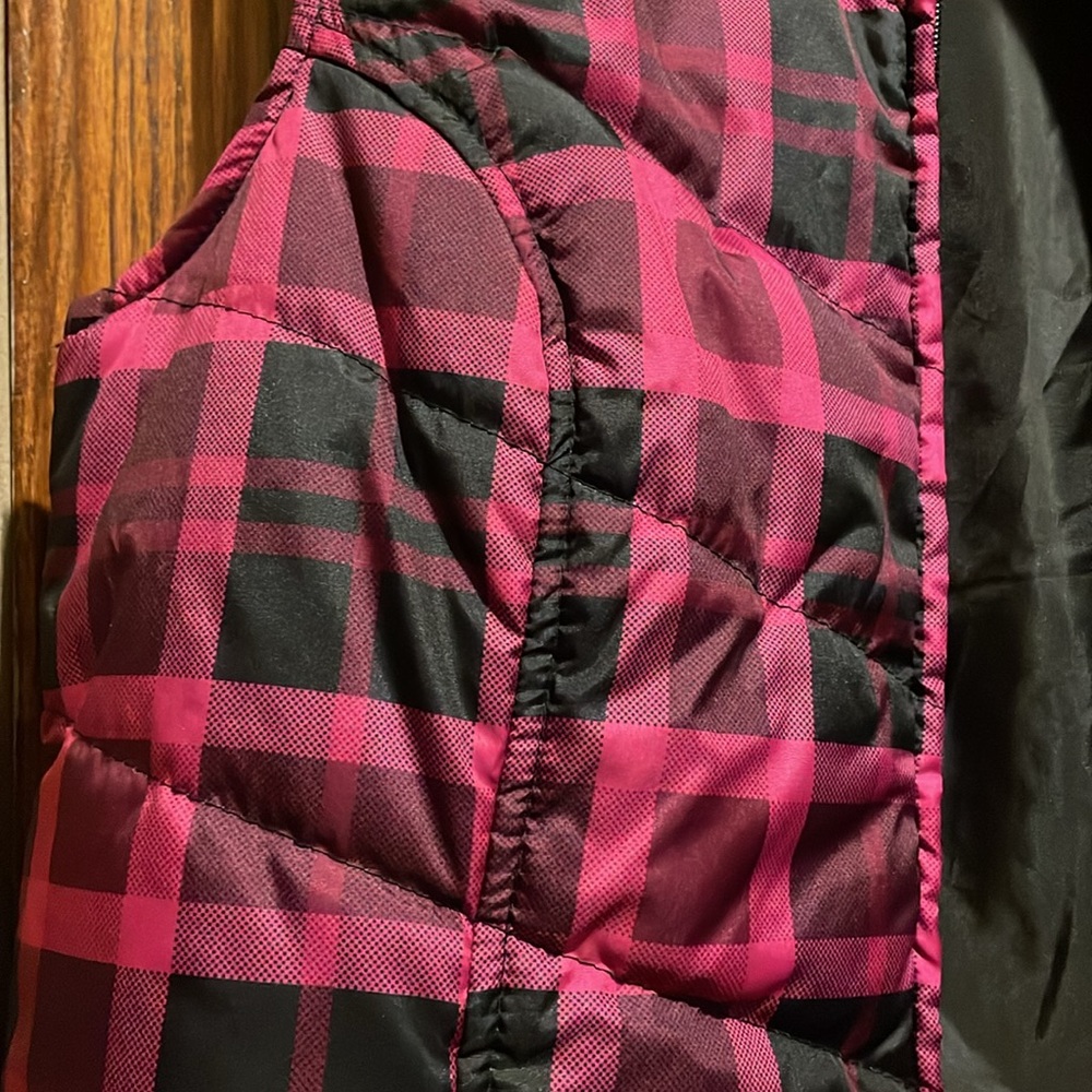 🖤 KIM ROGERS Women’s pockets quilted Puffer full zip plaid Vest Fuchsia Black M - Picture 7 of 14
